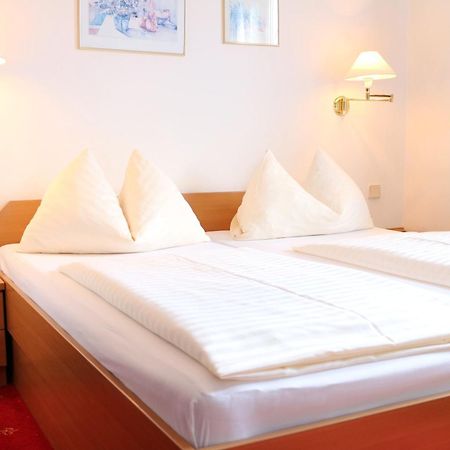 Hotel Gasthof Kasino Филлах Экстерьер фото