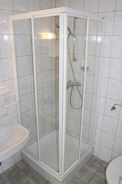 Hotel Gasthof Kasino Филлах Номер фото