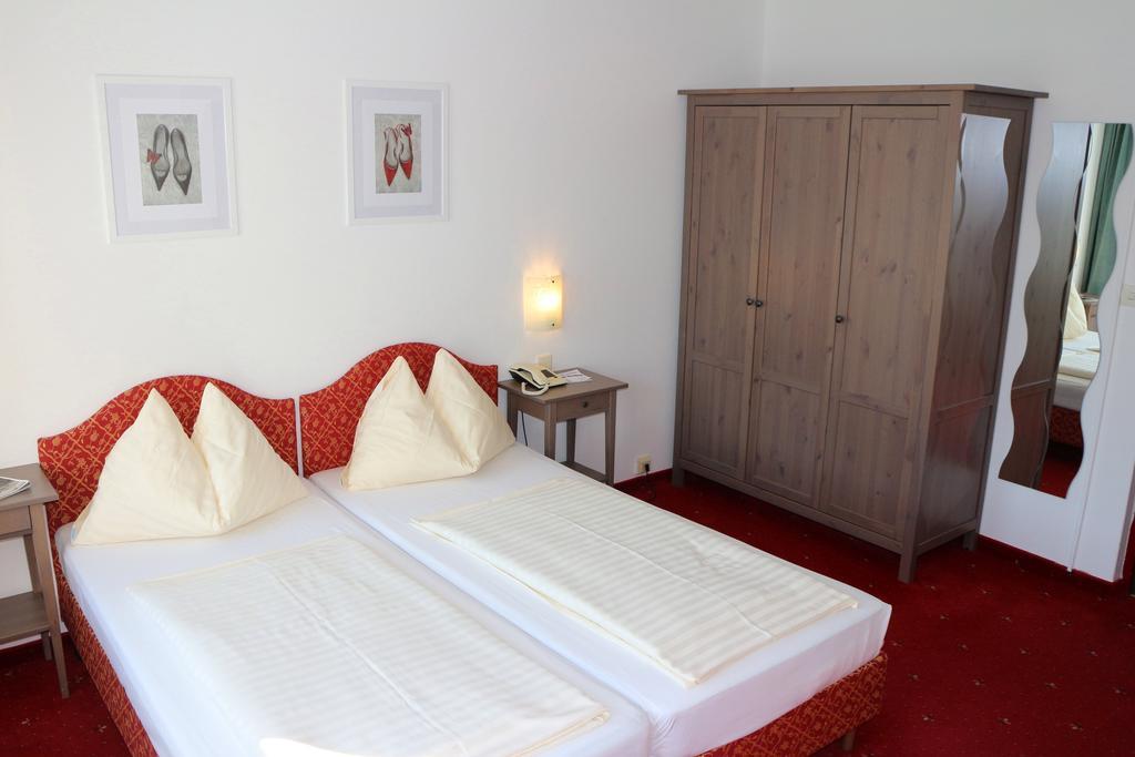 Hotel Gasthof Kasino Филлах Номер фото