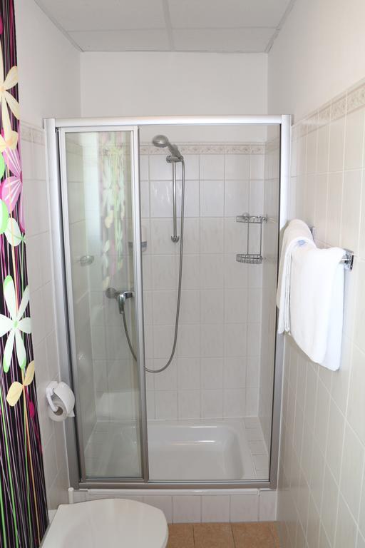Hotel Gasthof Kasino Филлах Номер фото