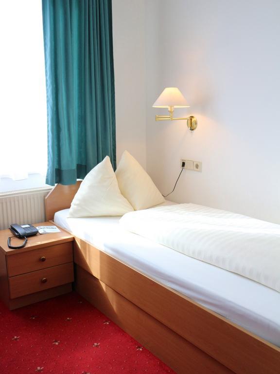 Hotel Gasthof Kasino Филлах Номер фото