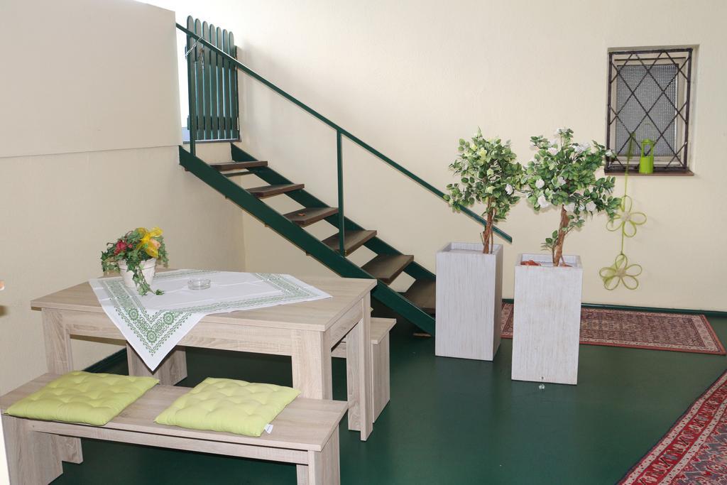 Hotel Gasthof Kasino Филлах Экстерьер фото