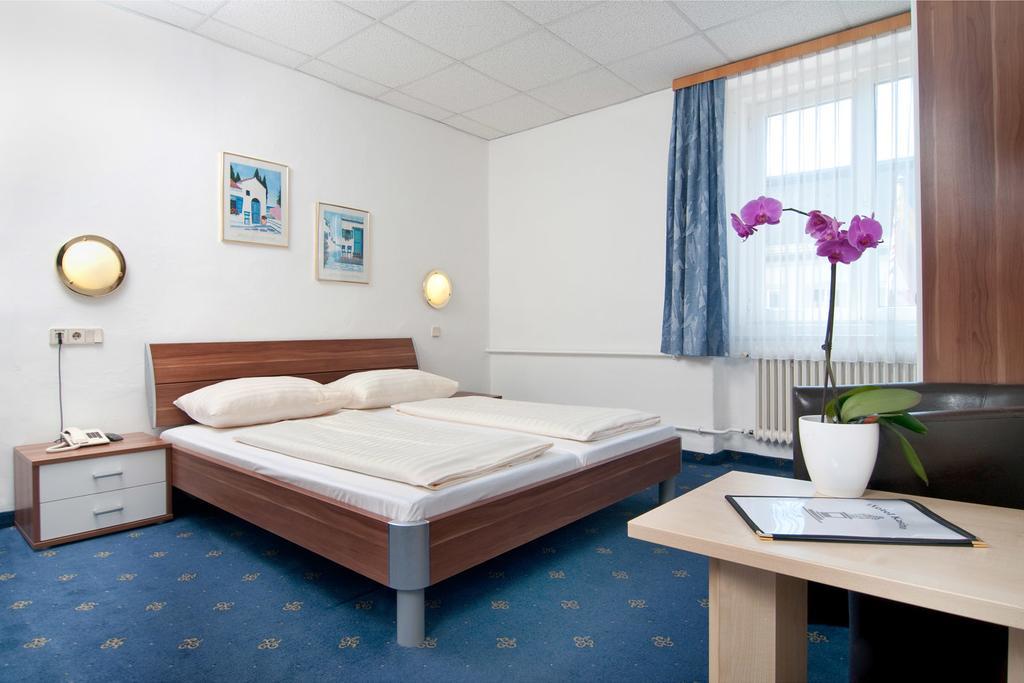 Hotel Gasthof Kasino Филлах Экстерьер фото